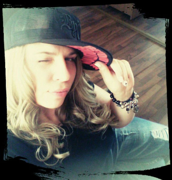 Наташа Добровольская