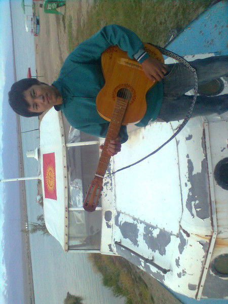 Ислам Асанбаев