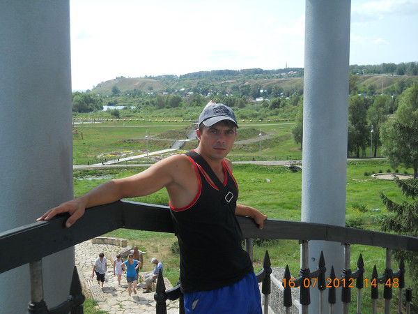 Женя Погребняк