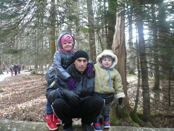 Салим Аутлев