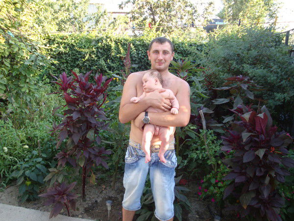 Петр Чариков