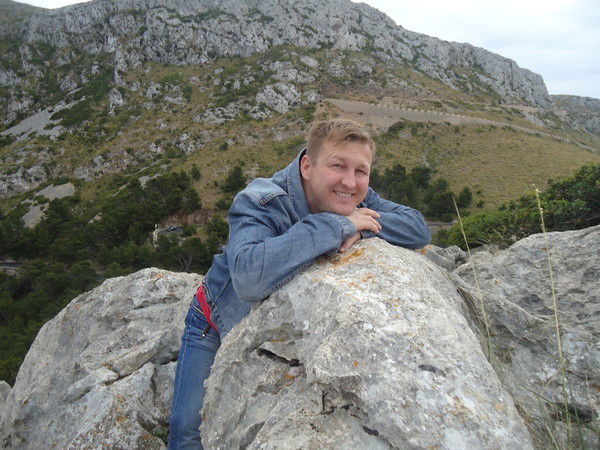 Валериан Главатских