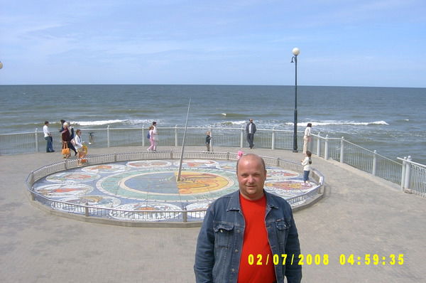 Александр Лебедев