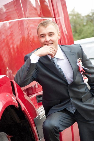 Валера Бумажкин