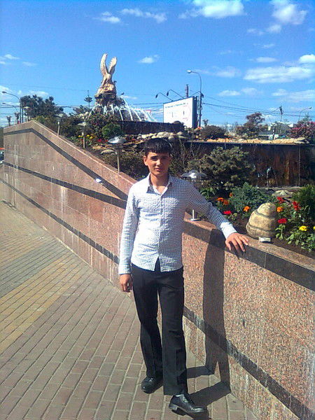 Охунжон Хусейнов