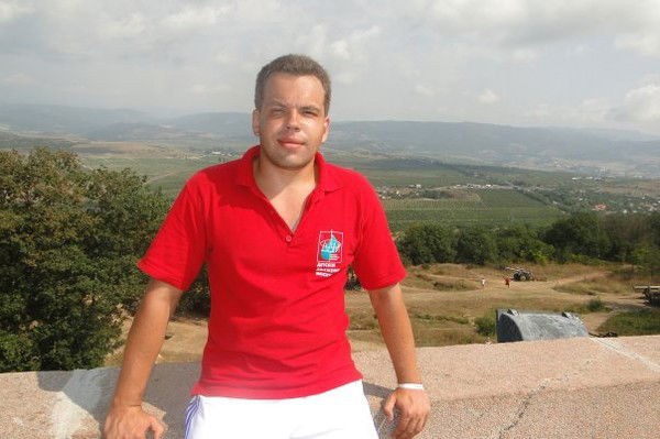 Руслан Ярханов