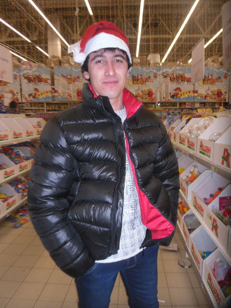 Амир-Али Холов