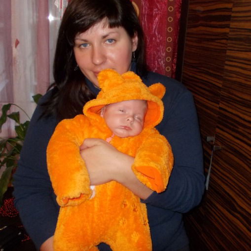 Анна Максимова