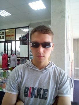 Евгений Николаенко