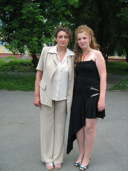 Наташа Халманова