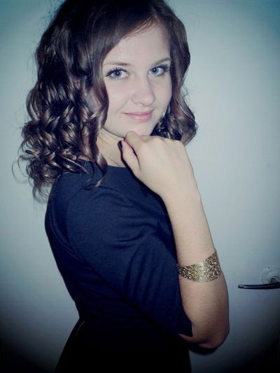 Юля Ермолаева