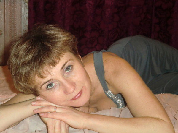 Лариса Попова