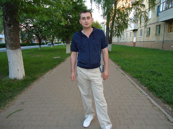 Александр Петров