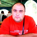 Олег Казаров