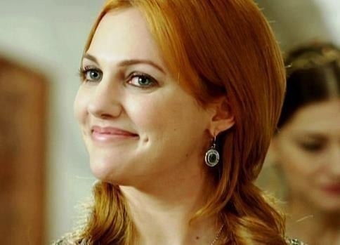 Елена Ахметова