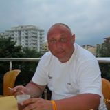 Андрей Лещенко