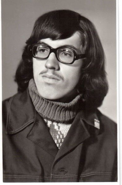 Володя Лошкарев