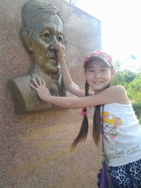 Жупархан Кабекен