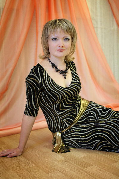 Елена Гусарова
