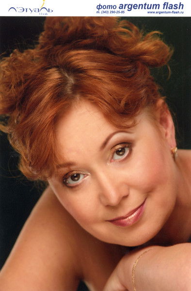 Елена Шутова