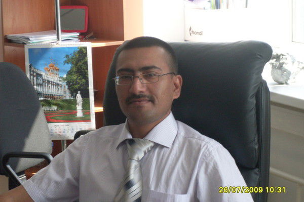 Акмал Холов