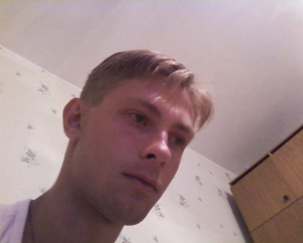 Андрей Голуб