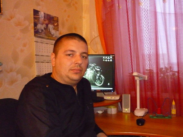 Олег Алексеев