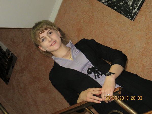 Оля Сотникова