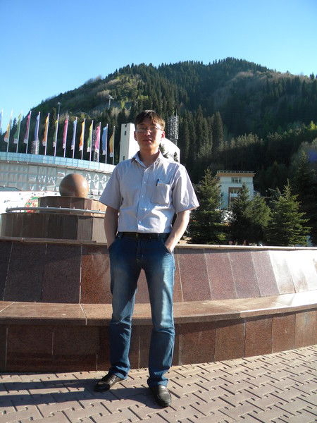 Мухтар Каздаев