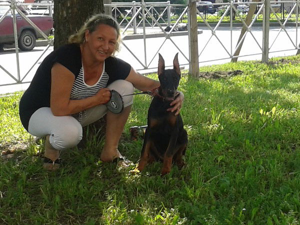 Елена Стрембовская