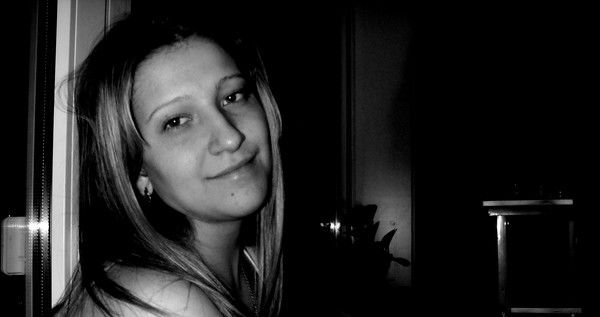 Оля Голощапова