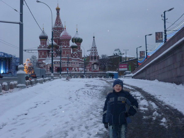 Денис Устинов