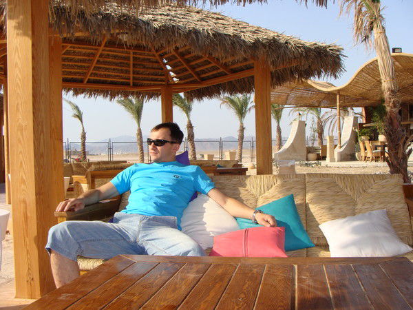 Александр Хазов