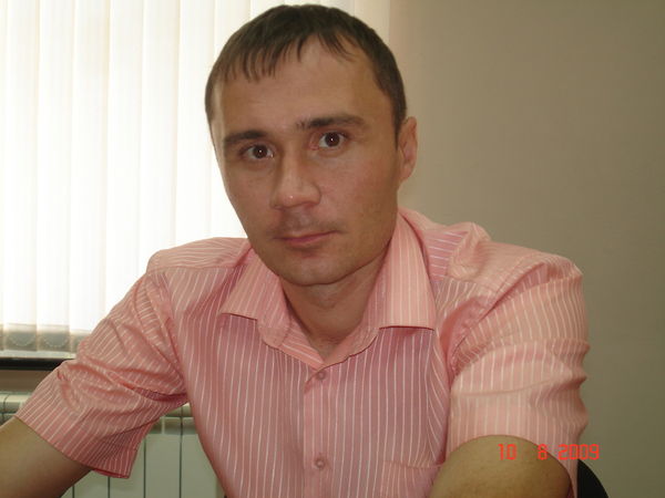 Роман Земляной