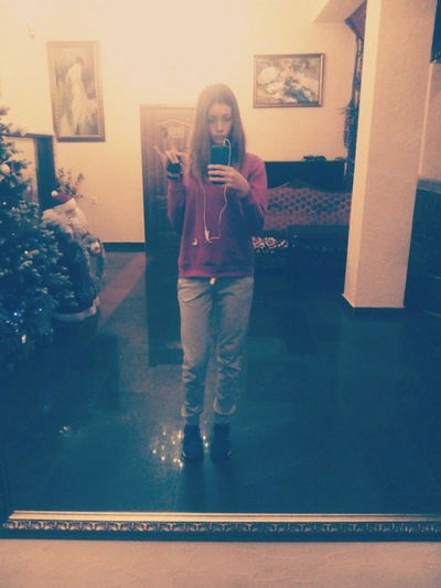 Анна Костина