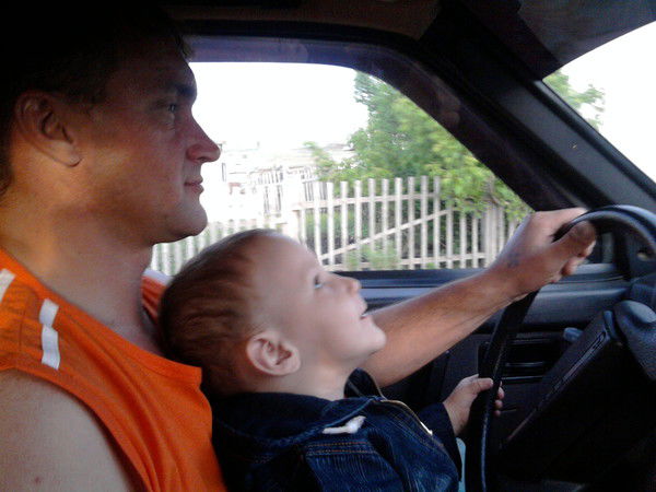 Сергей Максаков