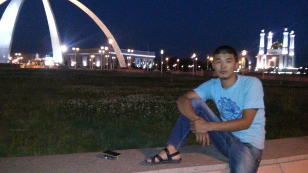 Есен Тукеев