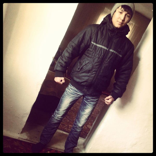 Касым Аманжолов