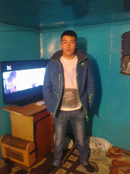 Алманбет Бостонбаев