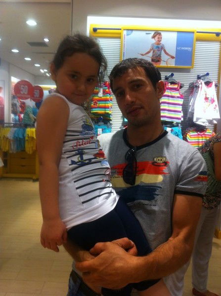 Kамила Зурабова