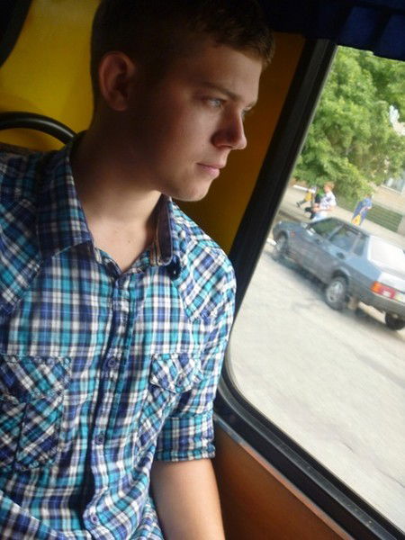 Леонид Иванов