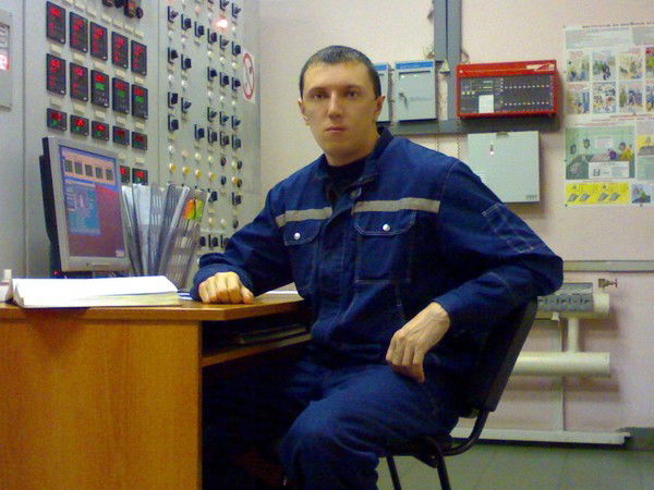 Александр Хмелев