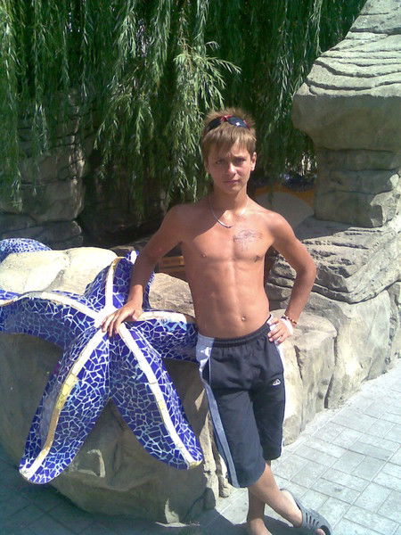 Димон Легостаев