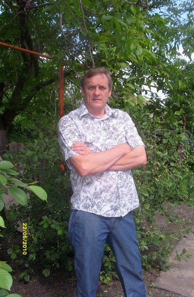 Виктор Мельников