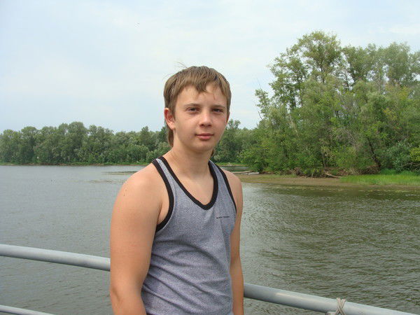 Виктор Перхов