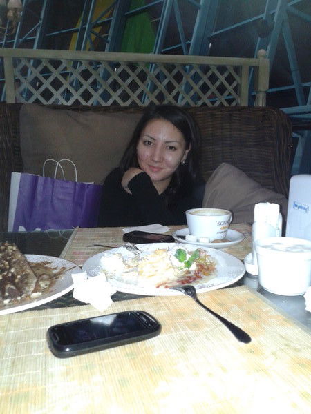 Лаура Умарова