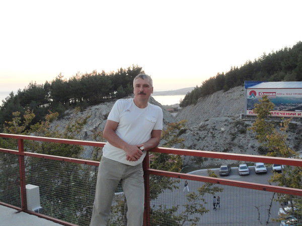 Александр Павлов