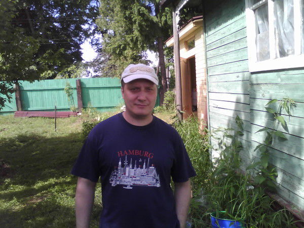 Александр Мартынов