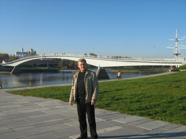 Виталий Казаковский