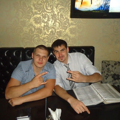 Владимир Попов